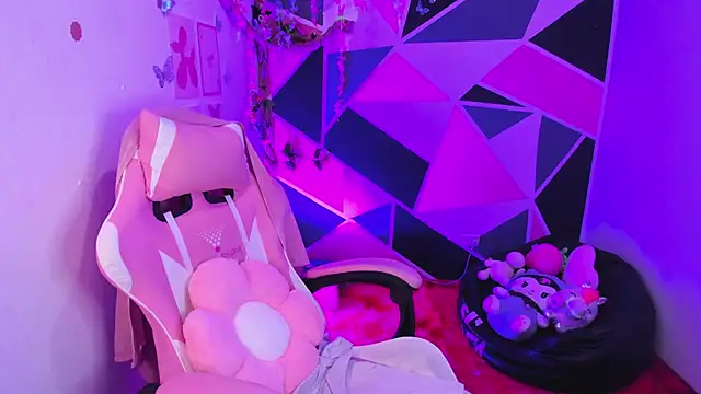 Živý XXX chat little_emma0