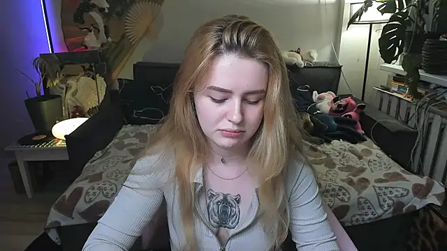 Alexa_Pirs Obrolan Langsung XXX