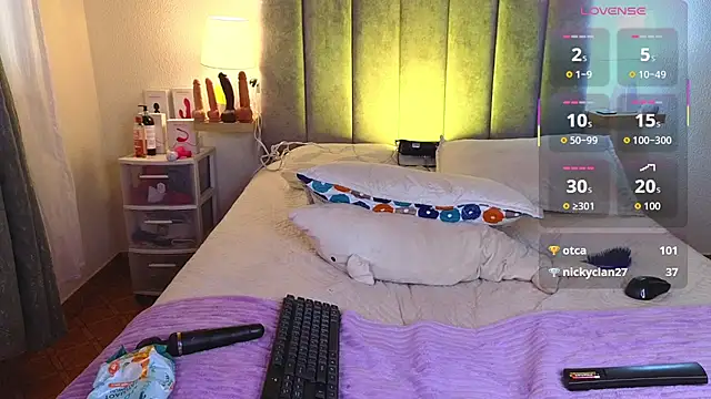 แชท XXX สดของ juliana-mancini