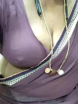 shobini's Live XXX Chat