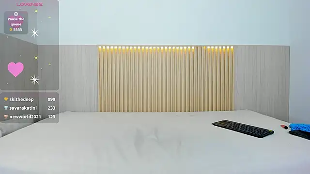 ciara_brownn: διαδικτυακό σόου στην κάμερα