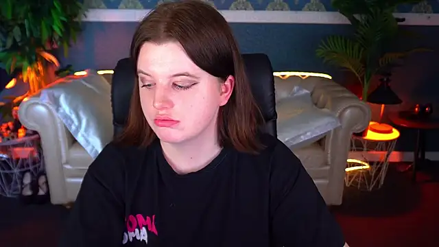 KristiFoxy's Live XXX Chat