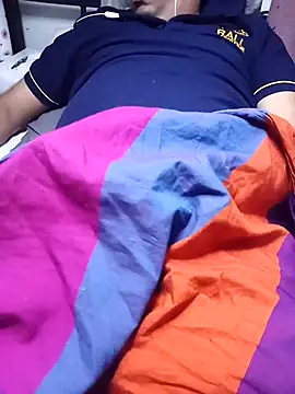 Pokazy przed kamerką – SADDLECOCK