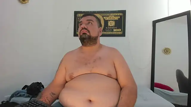 Chat +18 de horus_gil ao vivo