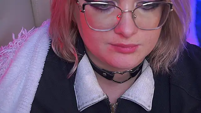 CoolTatis' Live XXX Chat