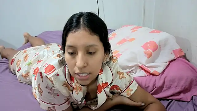 melody2429 Adlı Modelin Canlı XXX Sohbeti