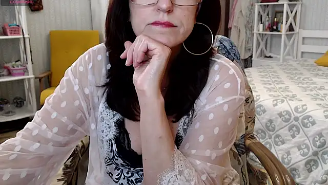 Vivian-Alluring Chat XXX in diretta