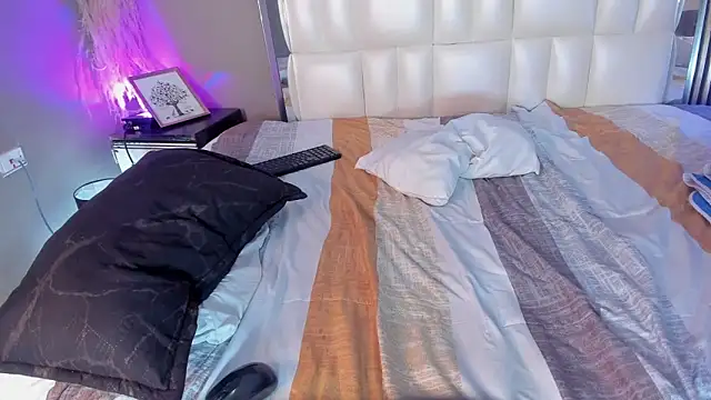 cam_aliz's Webcam Show