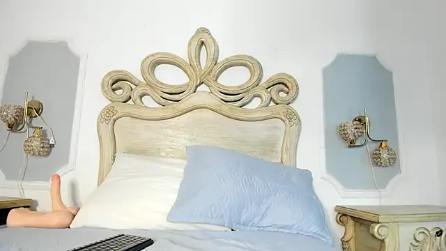 paulina_lux Adlı Modelin Canlı XXX Sohbeti