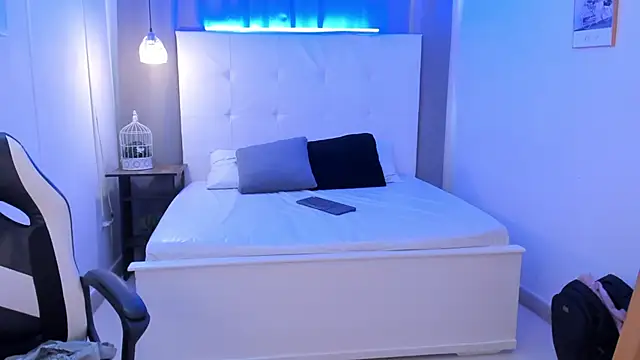 Thiago_2003_'s Live XXX Chat