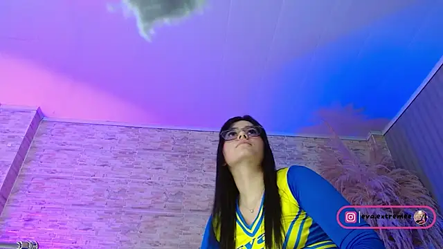 eva_cuper's Live XXX Chat