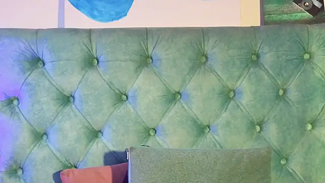 Paola_Lyon_ Live XXX-Chat