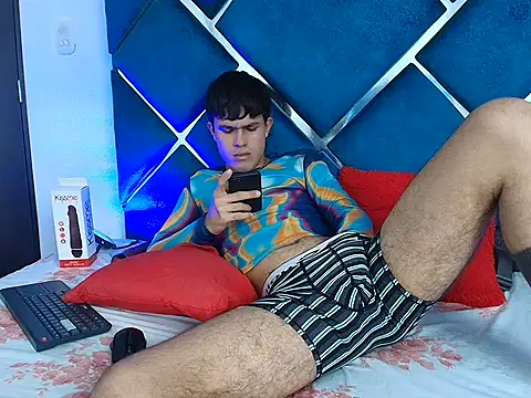 EdwinBoys Chat XXX in diretta