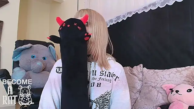 IvyBelle_ Adlı Modelin Canlı XXX Sohbeti