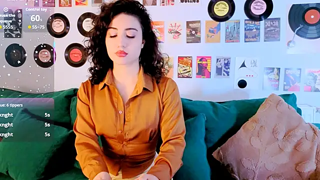 Maya_Rogerss: онлайн-секс-чат