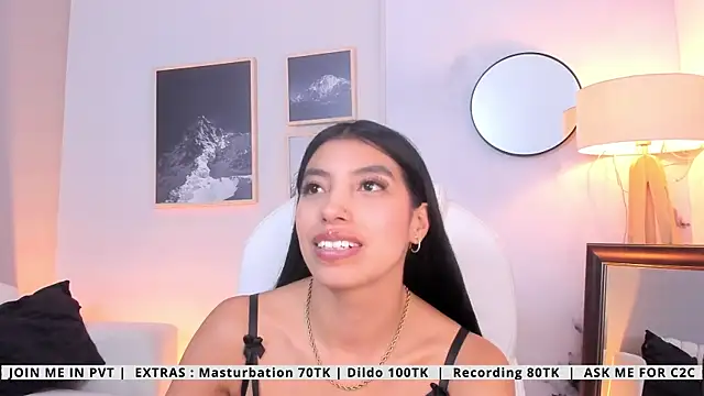 Tiffany_Low: онлайн-секс-чат