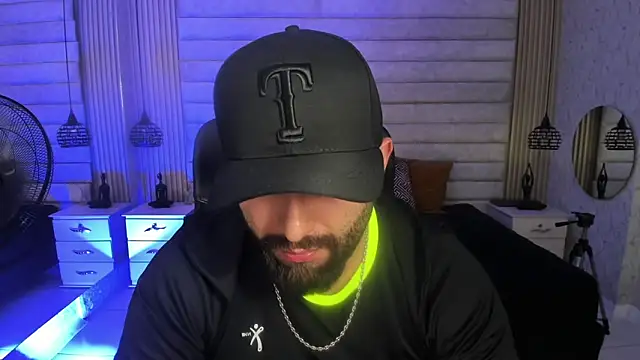 jhon_bear03's Live XXX Chat