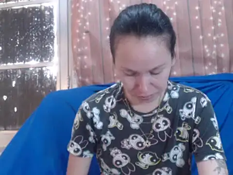XXX chat uživo modela Venusluxodomme