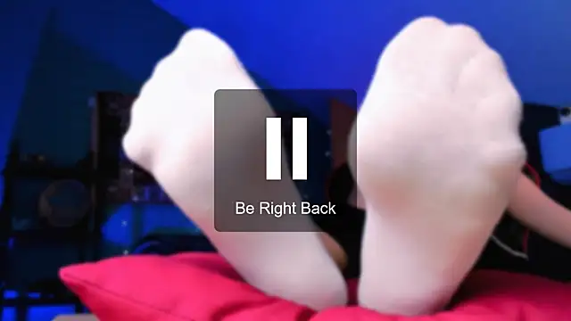 KimClarks_ élő XXX-chatje