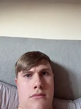 Sammyboy2211's Webcam Show