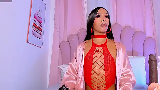 Pokazy przed kamerką – NicoleMadrird