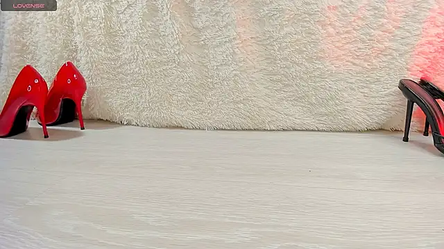 queens_nylon 即時 XXX 聊天