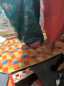 Hotty-Rani-Bhabi Obrolan Langsung XXX