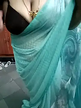 your-sameera Adlı Modelin Canlı XXX Sohbeti