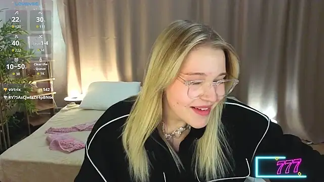 Colleen_BlakeのライブXXXチャット