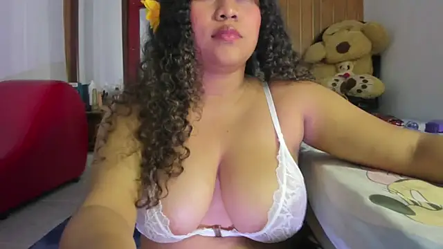 Czat XXX na żywo – Lunastar02