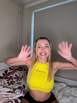 BlondeChiara 现场XXX聊天