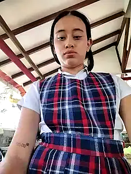 l0lita_emin Webbikameraesitys