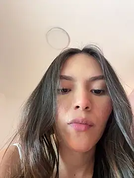 Adalyn_Cute 即時 XXX 聊天