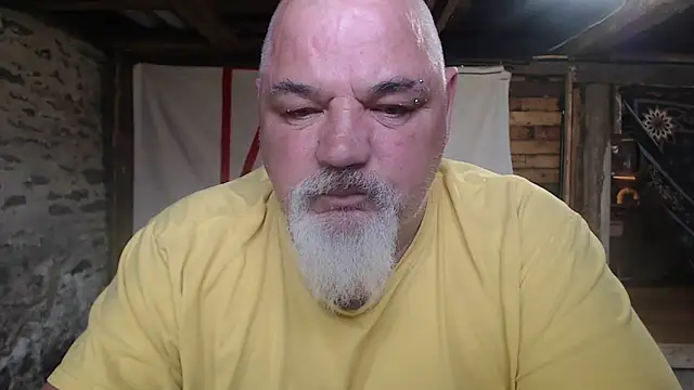 Newfiesausage1972 Pertunjukan Webcam