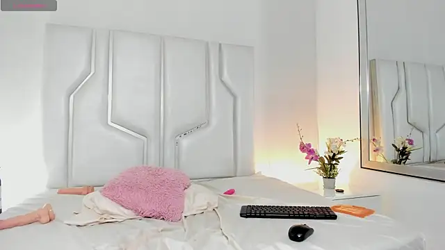 Miaatorres_'s Live XXX Chat