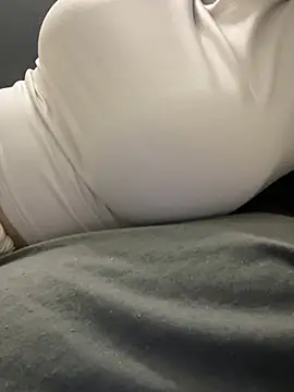 แชท XXX สดของ Majic_Maffin