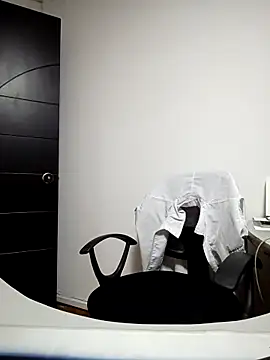 MrSecretSuit Webcam Show