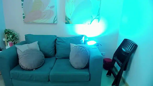 Ivonne_4's Live XXX Chat