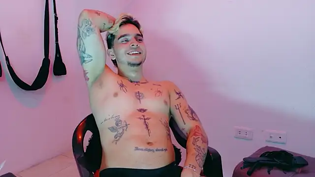 AliceandMax's Webcam Show