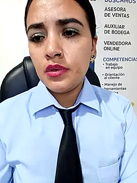 MAYE__13 – Live XXX-chat