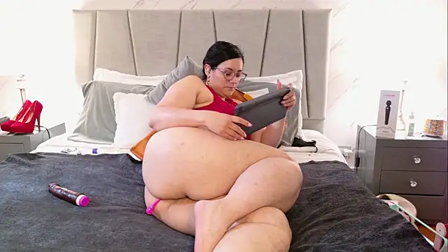 دردشة Michell_Monet الجنسية المباشرة