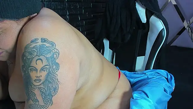 ScarlettSexRx 即時 XXX 聊天