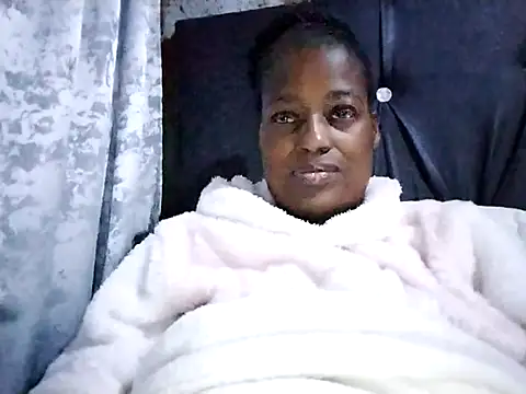 sexylira's Live XXX Chat