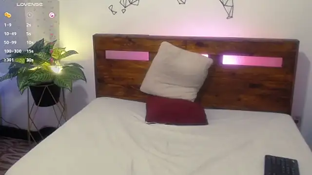 Chat +18 de Yeseniaa25_ ao vivo