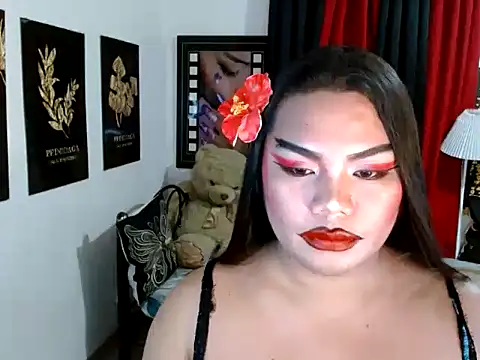 Вебкам-шоу TSbrianaHugeCock