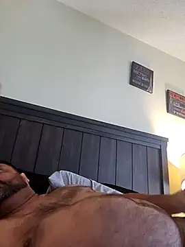 Roddog18 Show in webcam