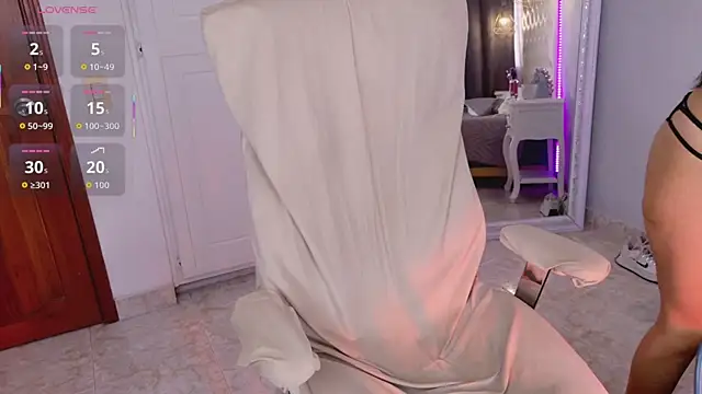 ninaavelvett: вебкам-шоу