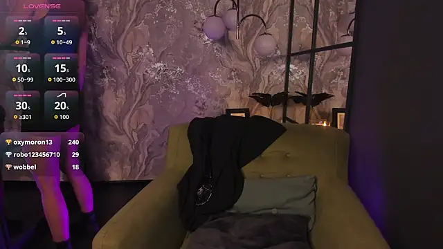 SaraSubtletyのライブXXXチャット