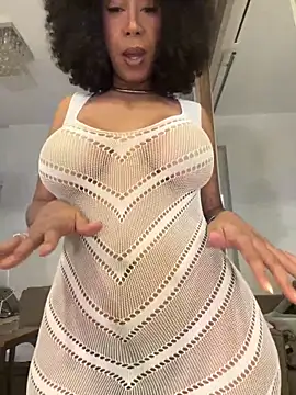 Show de dianagolley420 na webcam