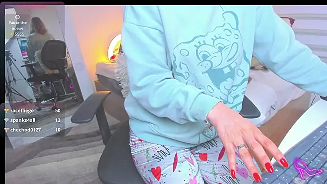 SharonVelvet – Naživo XXX chat